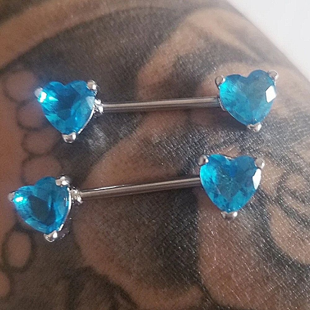Blue cubic surgical steel nipple ring